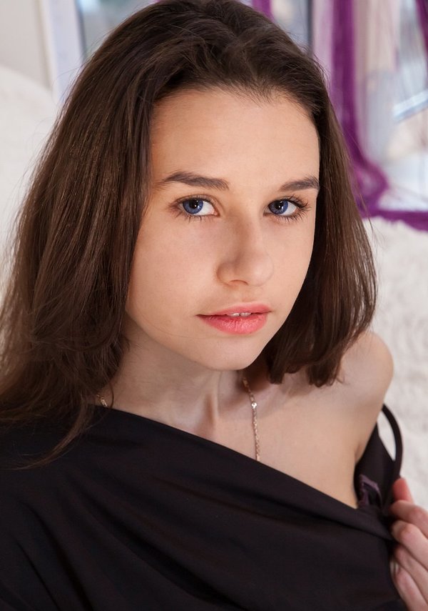 Лилия, 19 лет, 5 размер груди